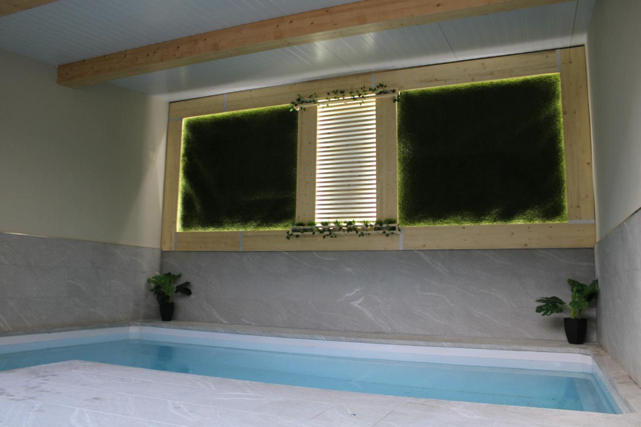 Can Musiquem Amb Piscina Les Planes d'Hostoles Kültér fotó